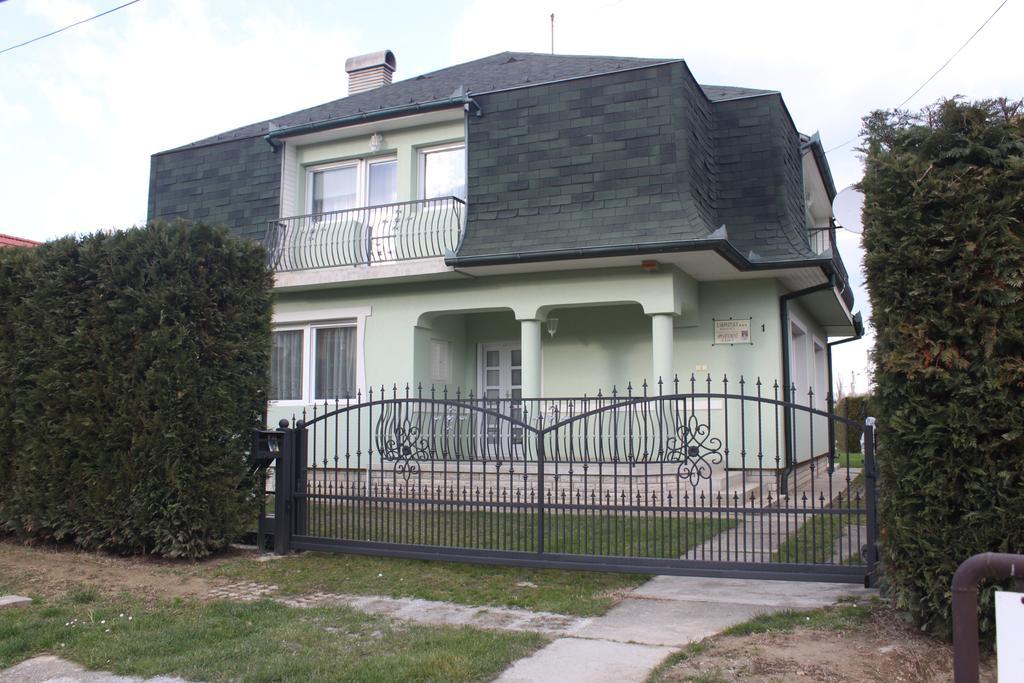 Orwa apartmanok - Cédrus köz Zalakaros Esterno foto